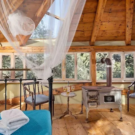 Margaritis'S Treehouse Villa Paramonas  Exterior photo