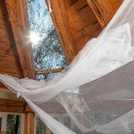 Margaritis'S Treehouse Villa Paramonas  Exterior photo